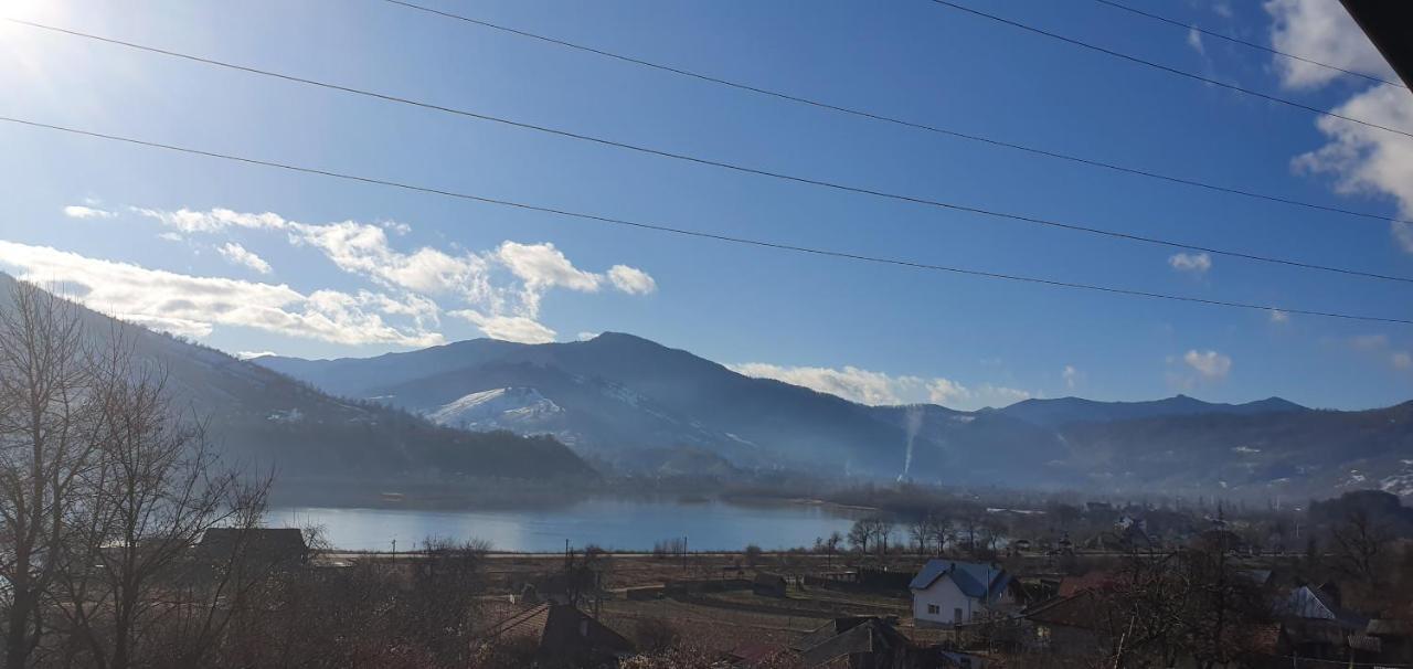 Casa Yla Villa Piatra Neamţ Esterno foto