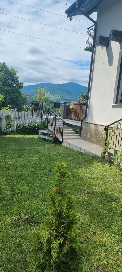 Casa Yla Villa Piatra Neamţ Esterno foto